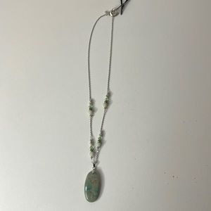 Pendant necklace